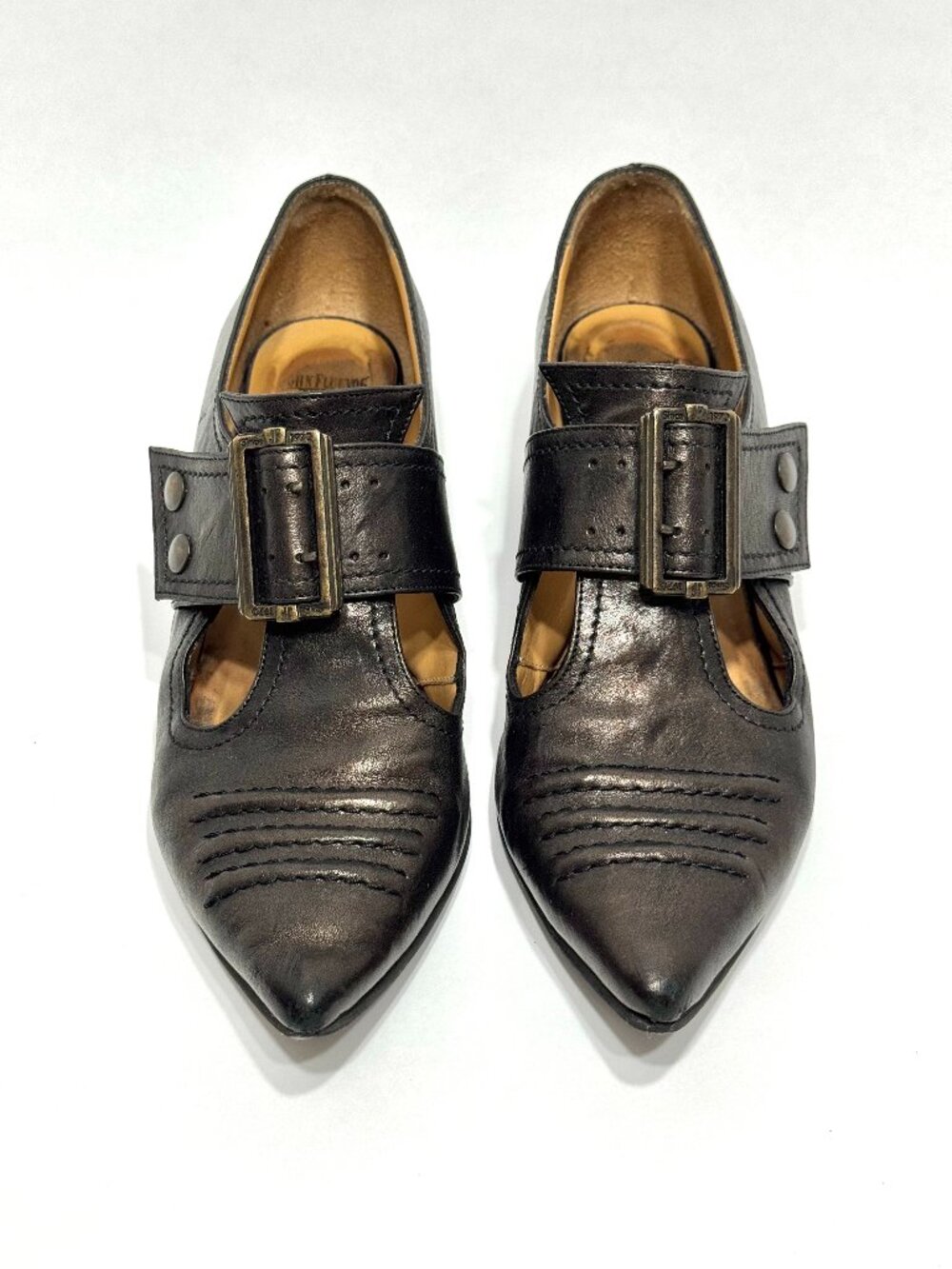 John Fluevog Pilgrim Leather Shoes Pointed Toe Buckle Low Heel Witchy Steampunk - Picture 2 of 16